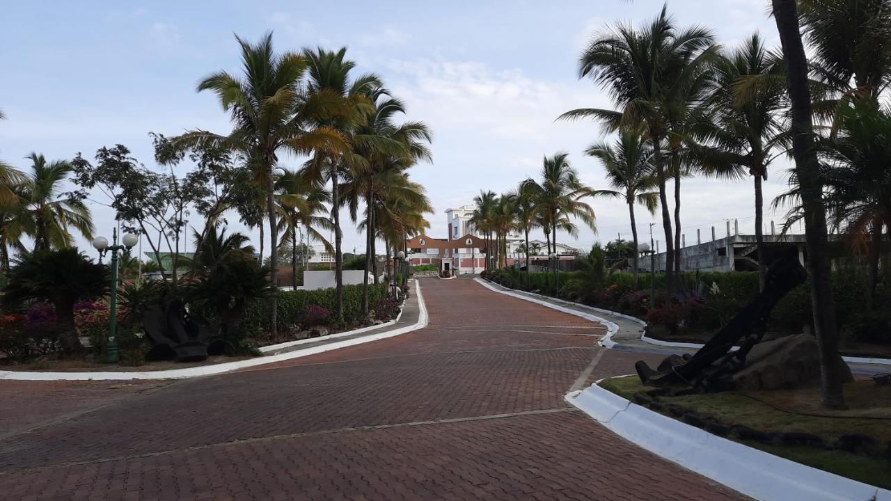 Carabelas De Colon Con Balcon Grande Y Vista Hermosa Apartment Playas Exterior photo